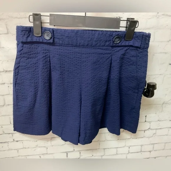 Banana Republic Womens Seersucker Maritime Blue Stretch Chino Shorts Size 2 - Picture 4 of 6